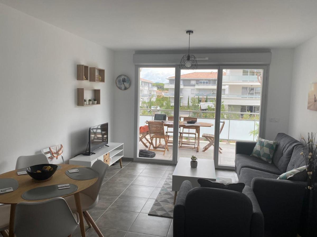 Appartement Neuf Moderne Avec Piscine Puget-sur Argens Bagian luar foto